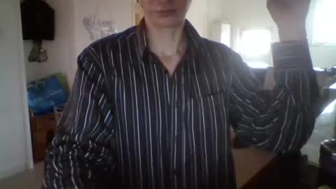 Snapshot of labelette007 chatting on December 2024 01:19:02 PM labelette007 online show from December 2024 01:19:02 PM