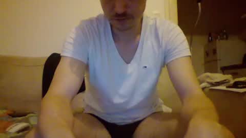 Snapshot of labelette007 chatting on January 2025 02:04:02 AM labelette007 online show from January 2025 02:04:02 AM