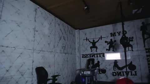 labrinthteasing online show from October 2025 12:30:02 PM