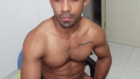 Snapshot of lacasadelosmunecosbq chatting on May 2026 05:16:02 AM Bruno Smith online show from May 2026 05:16:02 AM