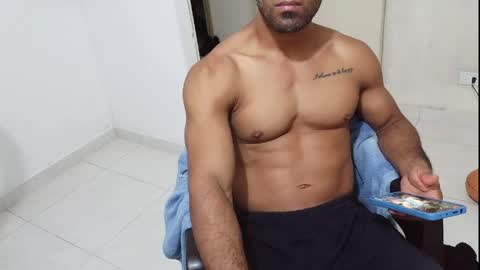 Snapshot of lacasadelosmunecosbq chatting on June 2026 03:29:02 AM Bruno Smith online show from June 2026 03:29:02 AM