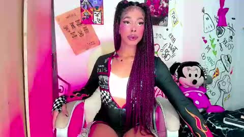 Snapshot of lachery_perversa chatting on July 2026 03:13:01 AM lachery_perversa online show from July 2026 03:13:01 AM