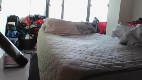 lachickadelbronx online show from January 2025 07:29:01 PM