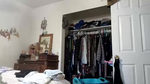 lacybell online show from September 2025 11:37:01 PM