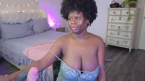 Snapshot of ladiosa_selene chatting on August 2026 03:21:02 PM La Diosa Selene online show from August 2026 03:21:02 PM