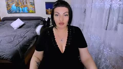 lady_boom_ online show from May 2026 06:36:02 PM