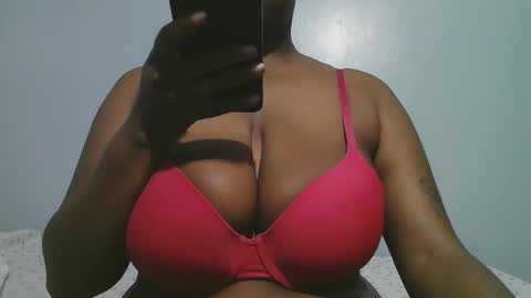 lady_dearra online show from February 2026 02:56:01 AM