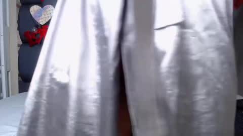 LADY  online show from February 2025 04:58:01 AM