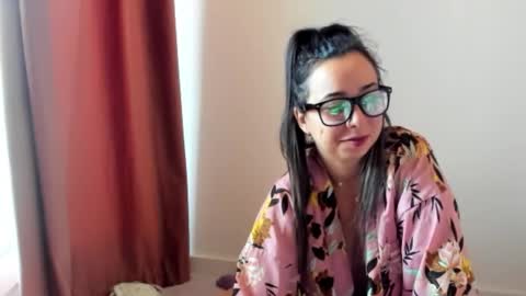 Snapshot of lady_lyanna chatting on September 2025 02:07:02 PM Lady Lyanna online show from September 2025 02:07:02 PM