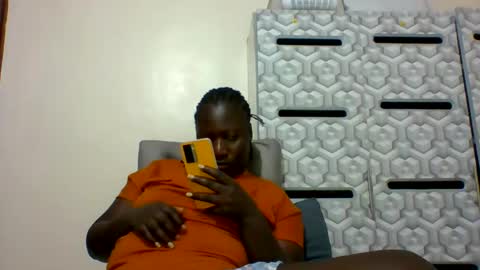 lindah32 online show from January 2025 07:31:01 PM