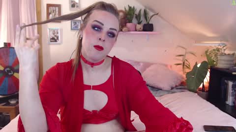 Snapshot of ladyboyhomemaker chatting on January 2025 02:28:02 AM ladyboyhomemaker online show from January 2025 02:28:02 AM