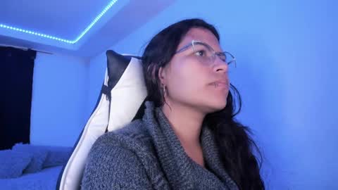  Lady  online show from March 2025 05:08:01 AM