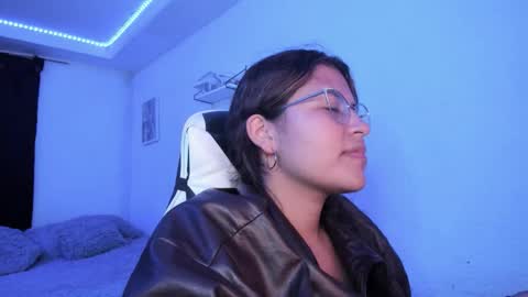  Lady  online show from February 2026 05:25:02 AM