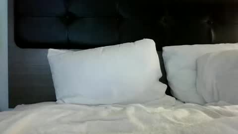 Stephanie online show from February 2025 04:09:02 AM