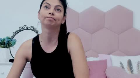 Snapshot of ladyliia chatting on January 2025 08:36:01 AM Lia online show from January 2025 08:36:01 AM