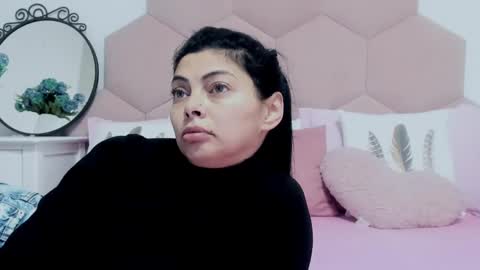 Snapshot of ladyliia chatting on January 2025 04:37:02 AM Lia online show from January 2025 04:37:02 AM