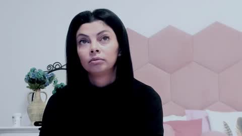 Snapshot of ladyliia chatting on February 2025 05:10:01 AM Lia online show from February 2025 05:10:01 AM