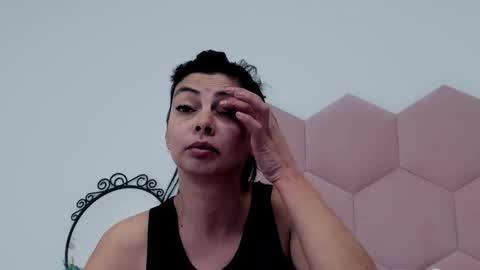 Snapshot of ladyliia chatting on February 2025 05:10:01 AM Lia online show from February 2025 05:10:01 AM