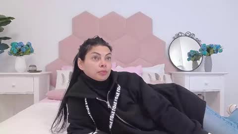 Snapshot of ladyliia chatting on February 2025 04:26:02 AM Lia online show from February 2025 04:26:02 AM