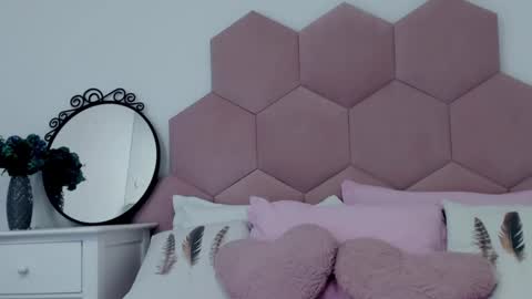 Snapshot of ladyliia chatting on February 2025 08:12:02 AM Lia online show from February 2025 08:12:02 AM