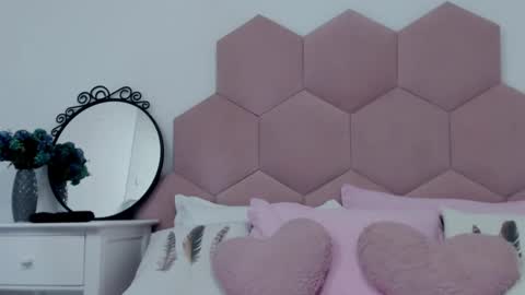 Snapshot of ladyliia chatting on February 2025 06:16:02 AM Lia online show from February 2025 06:16:02 AM