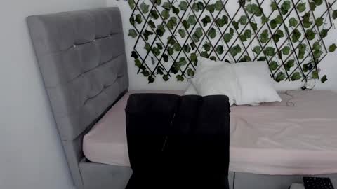 Snapshot of ladysexy_hot19 chatting on January 2025 12:03:02 PM Ladysexy hot19 online show from January 2025 12:03:02 PM