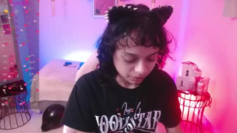 Ladywawy  online show from October 2025 01:40:02 PM