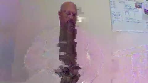 Snapshot of ladywoodlover chatting on January 2026 04:05:01 AM ladywoodlover online show from January 2026 04:05:01 AM