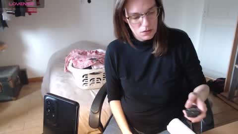 Lea online show from February 2025 12:55:02 PM