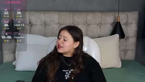    online show from November 2025 10:43:01 PM