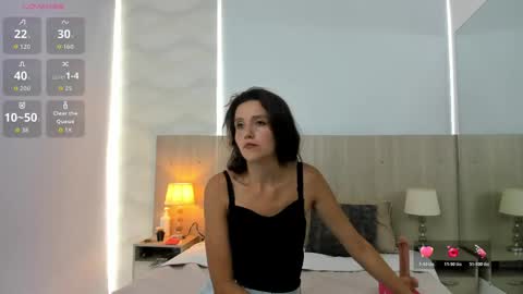 Snapshot of laia_cruz chatting on April 2026 07:33:02 PM Laia Cruz online show from April 2026 07:33:02 PM