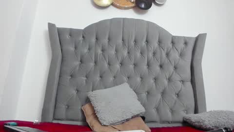 Lailacastillo online show from February 2025 01:19:02 PM