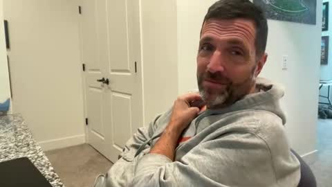 Snapshot of lakewaybill chatting on January 2026 05:26:01 PM Texas Guy online show from January 2026 05:26:01 PM