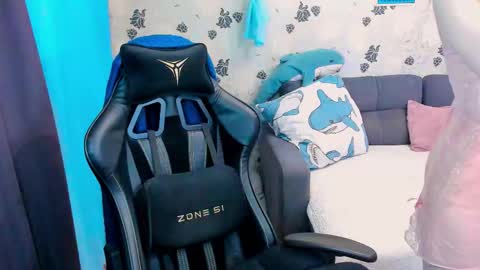 Lu  Alex online show from December 2025 09:36:02 AM