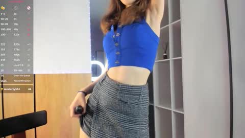 Julia online show from September 2025 08:10:01 PM