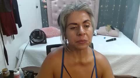 lalisha online show from October 2025 12:11:02 AM