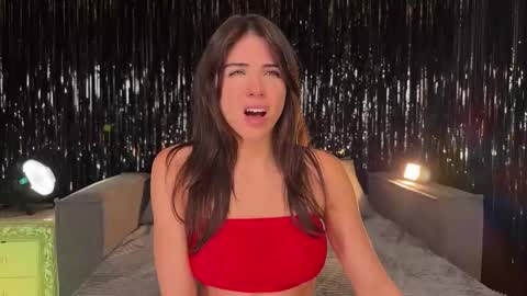 Ellina online show from November 2025 07:58:01 PM