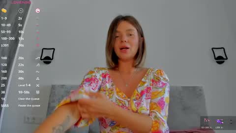 Snapshot of lallie_ chatting on June 2026 11:49:02 AM Lallie online show from June 2026 11:49:02 AM