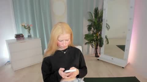Laly online show from June 2026 11:57:02 AM