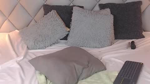 Snapshot of lalycastro chatting on January 2025 12:18:01 AM Laly Castro online show from January 2025 12:18:01 AM