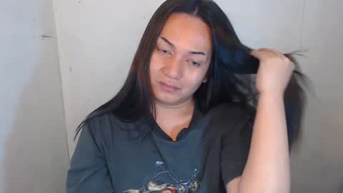 Lamery online show from December 2025 01:13:01 AM