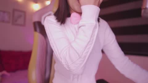 Snapshot of lana_dreams_ chatting on November 2025 02:12:01 AM Lana online show from November 2025 02:12:01 AM