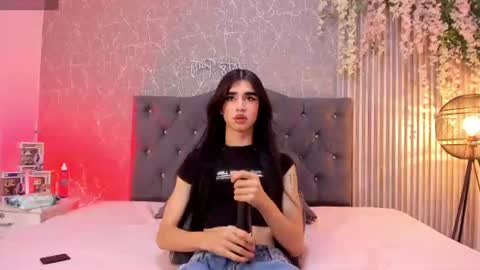 Snapshot of lana_gill chatting on July 2026 07:18:01 PM lana_gill online show from July 2026 07:18:01 PM