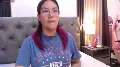 lana_sweett2 online show from June 2026 04:04:01 AM