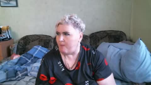 lanacat555 online show from September 2025 12:40:02 PM