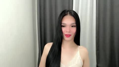 Snapshot of lanawyatt_ chatting on October 2025 08:42:01 PM lanawyatt_ online show from October 2025 08:42:01 PM