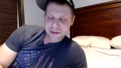 Snapshot of lancehardin chatting on December 2025 01:10:01 AM Lance online show from December 2025 01:10:01 AM