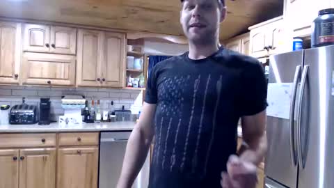 Snapshot of lancehardin chatting on January 2026 12:46:02 AM Lance online show from January 2026 12:46:02 AM