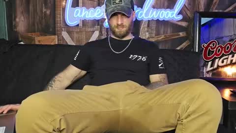 Snapshot of lancehardwood222 chatting on February 2025 01:46:02 AM LANCE online show from February 2025 01:46:02 AM