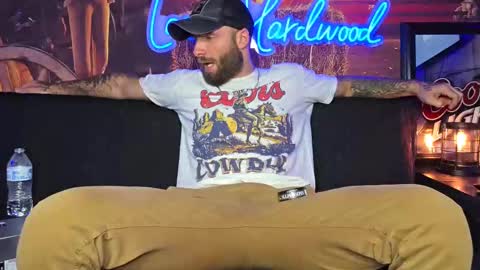 Snapshot of lancehardwood222 chatting on October 2025 12:08:02 AM LANCE online show from October 2025 12:08:02 AM